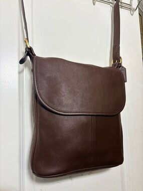 1997 Coach Whitney Flap Bag #4115 – Crossbody or Shoulder Bag